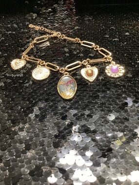 nOir Jewelry Gold Charm Bracelet with Floral Oval and Heart Accents